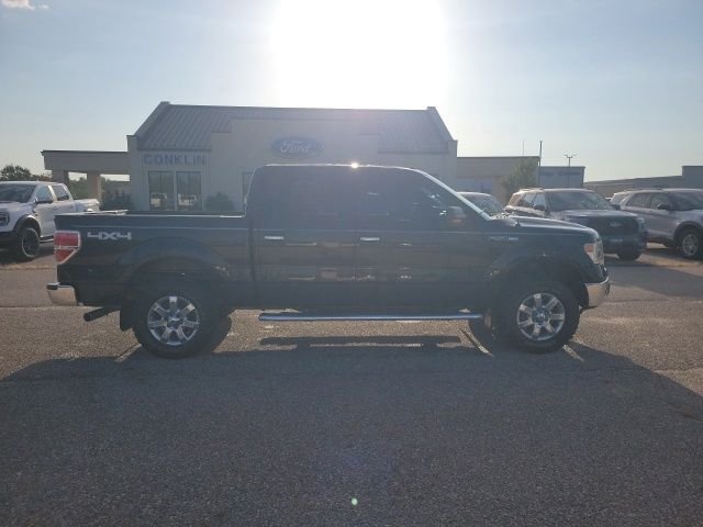 Used 2014 Tuxedo Black Metallic Ford XLT image 21