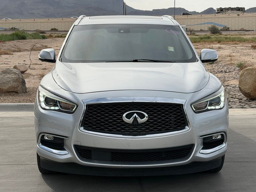 2017 Infiniti QX60 Base photo 3