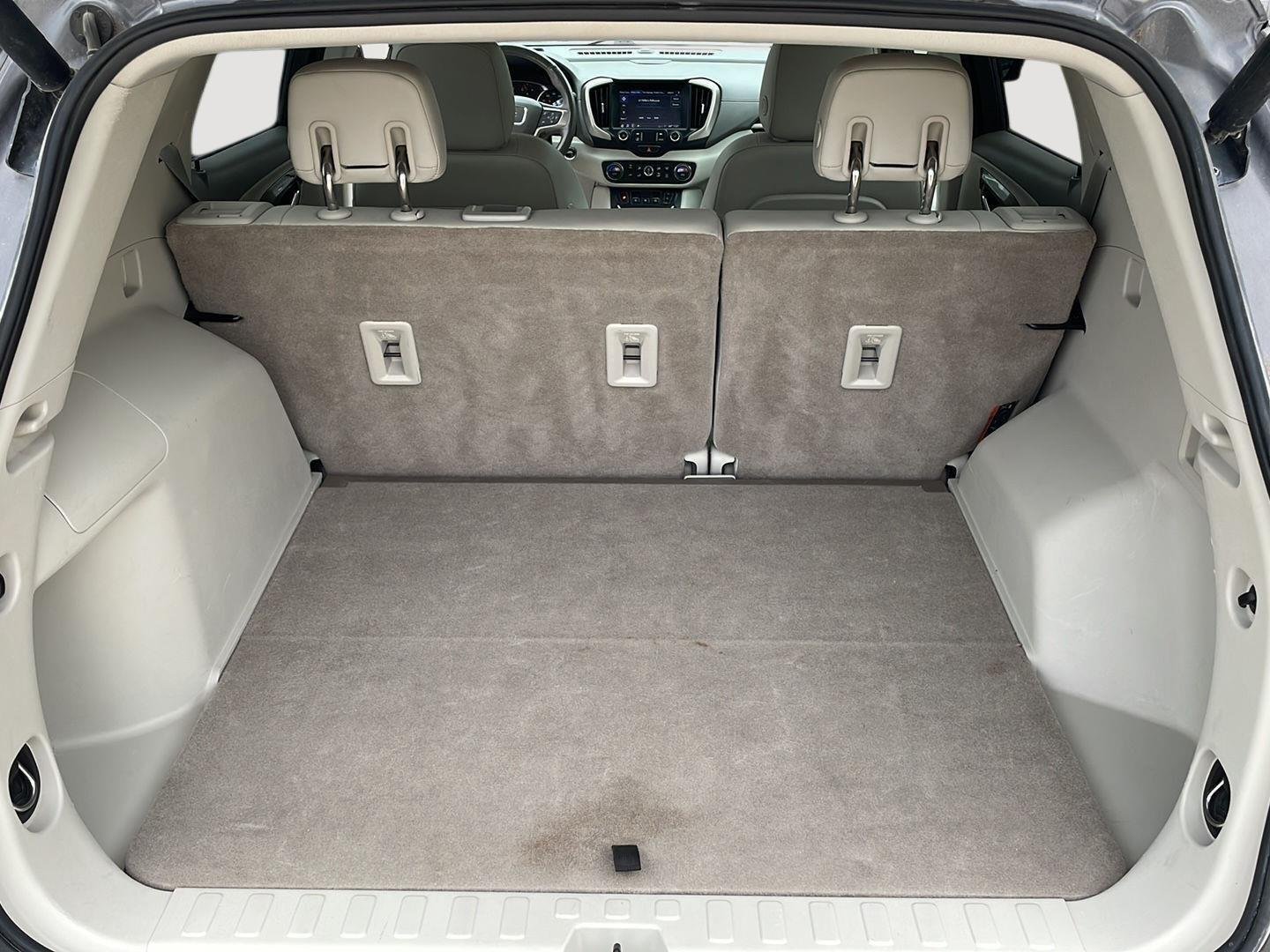 Used 2019 Smokey Quartz Metallic GMC Denali image 6