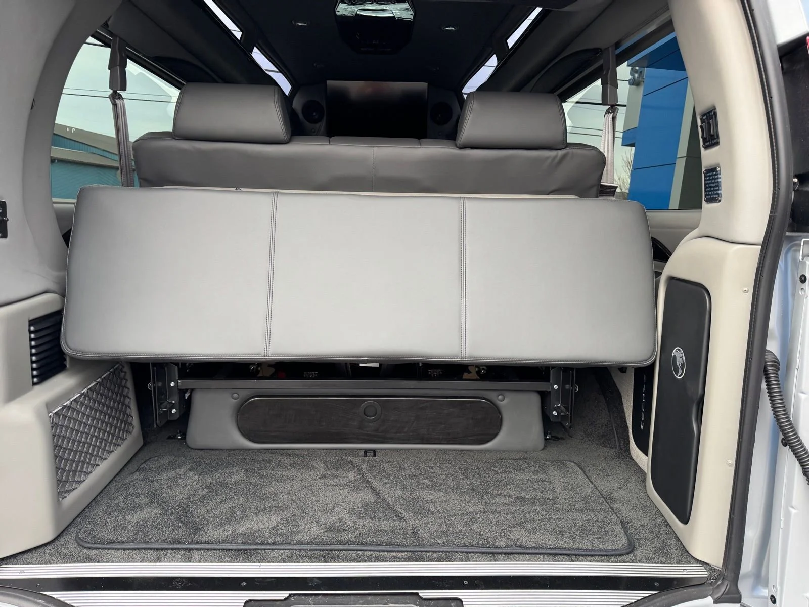 2026 Chevrolet Express Cargo Work Van - Photo 25