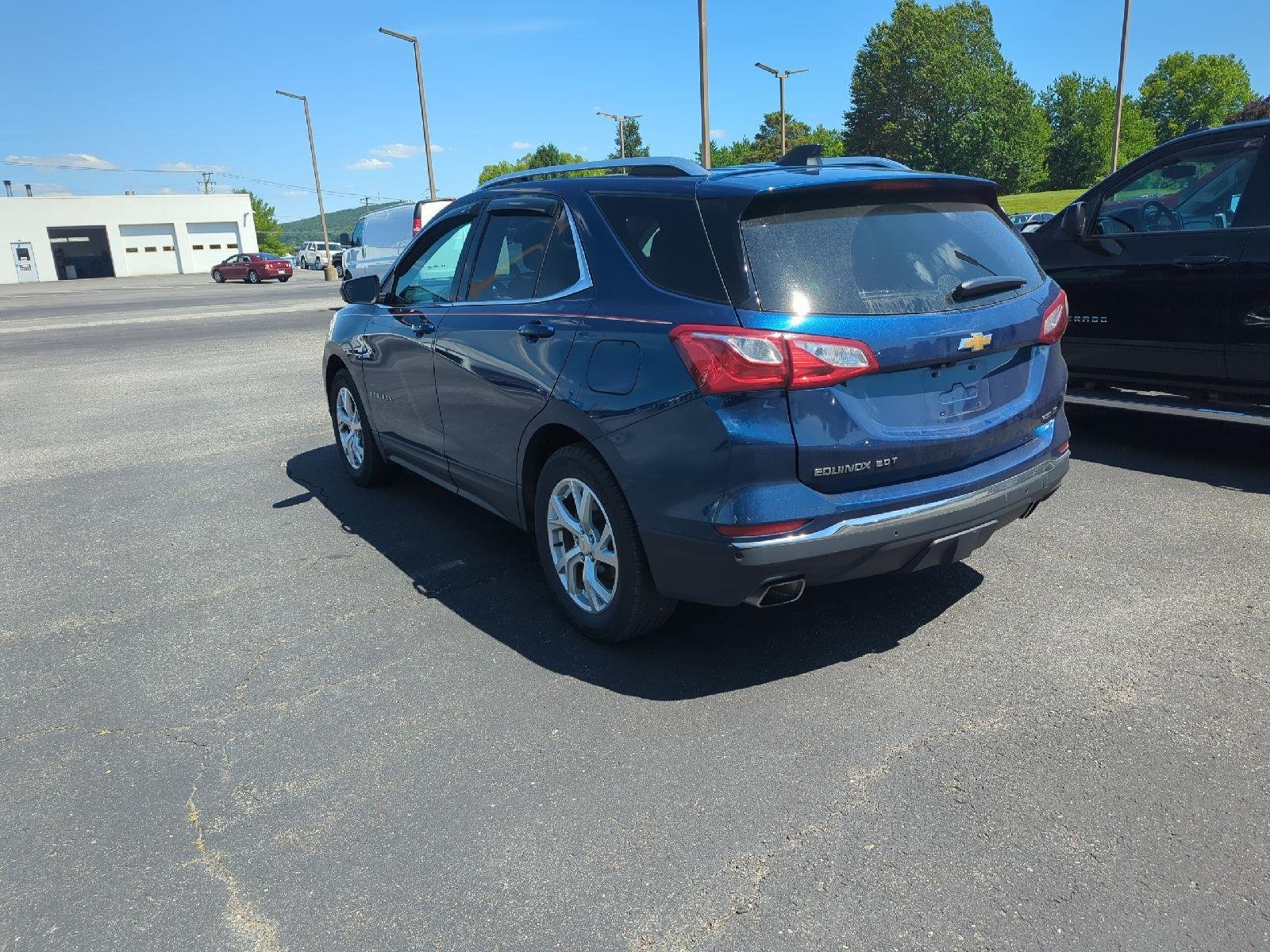 Used 2020 PACIFIC BLUE METALLIC Chevrolet LT image 5