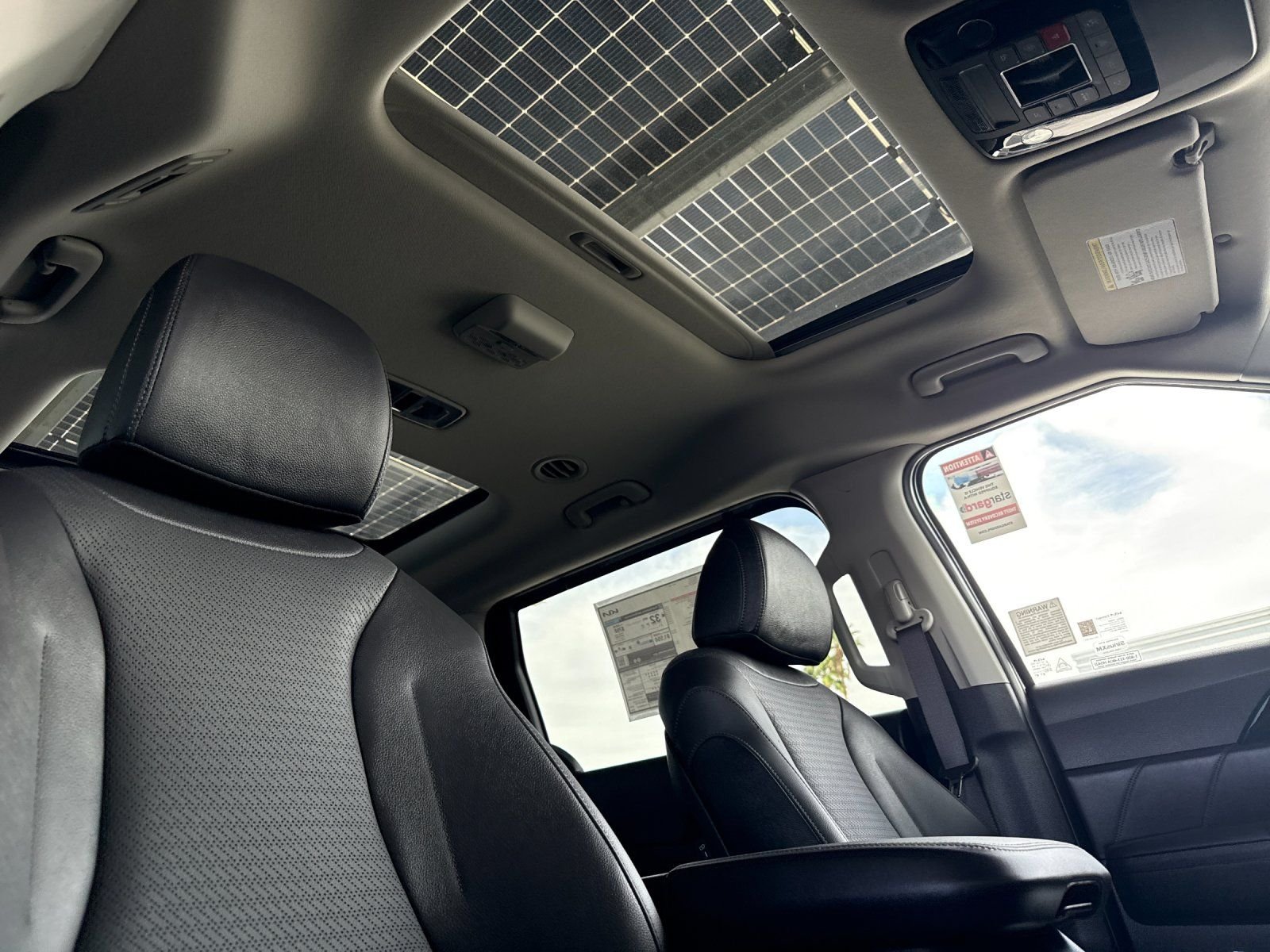 New 2026 Aurora Black Pearl Kia SX Prestige image 18