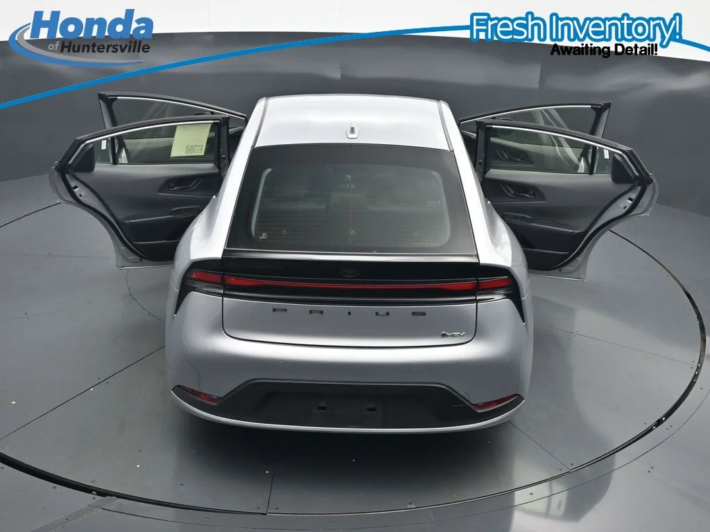 Used 2025 Cutting Edge Toyota LE image 40