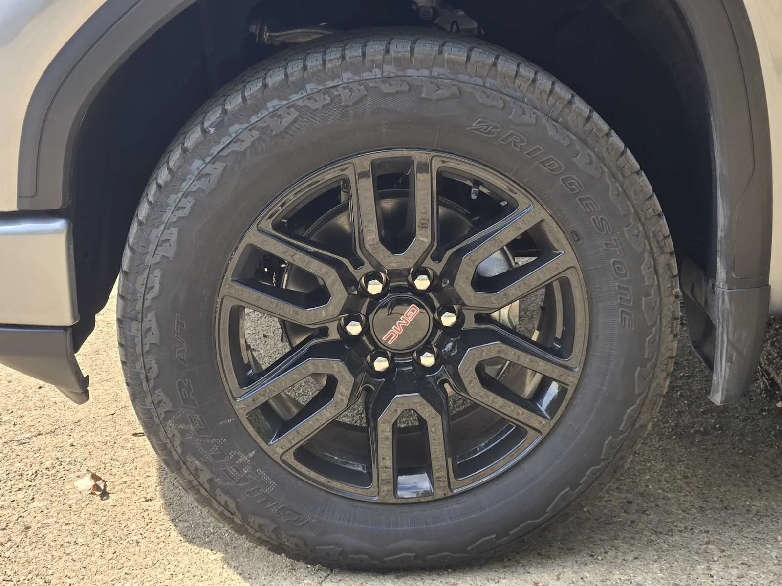 New 2026 Sterling Metallic GMC Elevation image 7