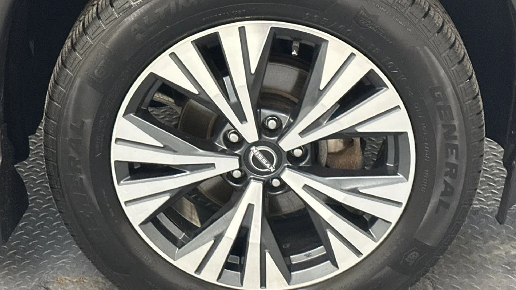 Used 2023 Black Nissan SV image 21