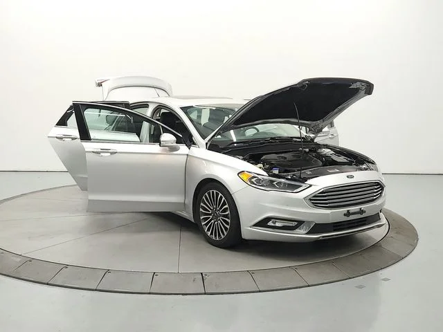 Used 2018 Silver Ford Titanium image 10