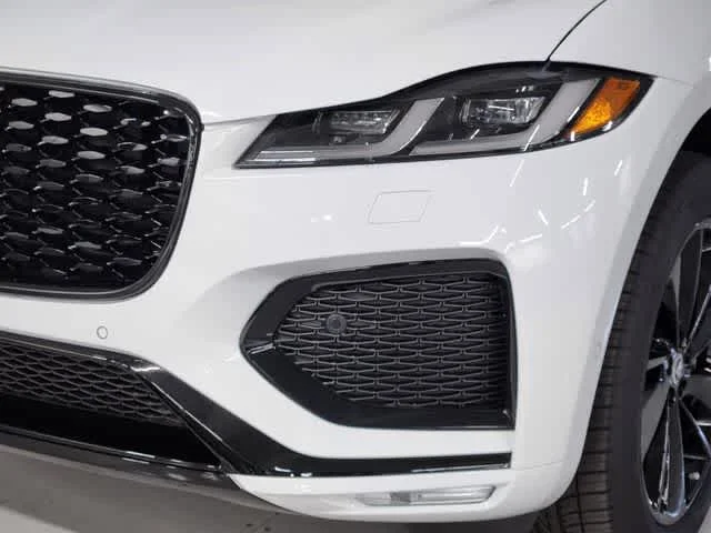 New 2026 Fuji White Jaguar R-Dynamic S image 17