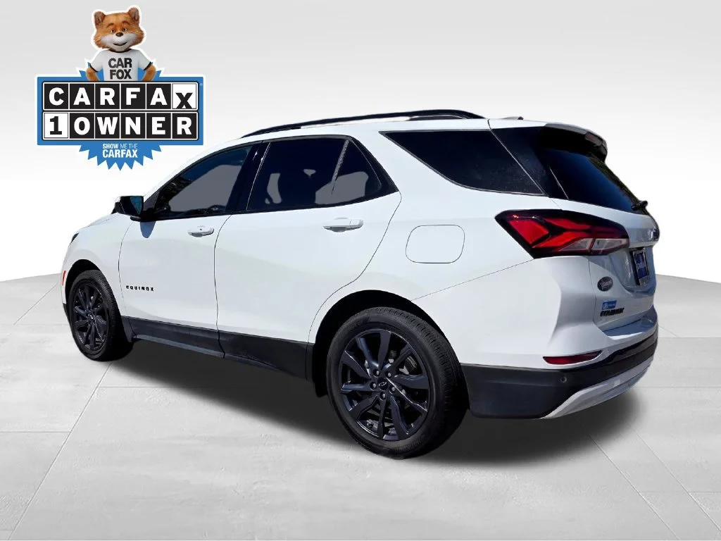 Used 2024 Summit White Chevrolet RS image 5