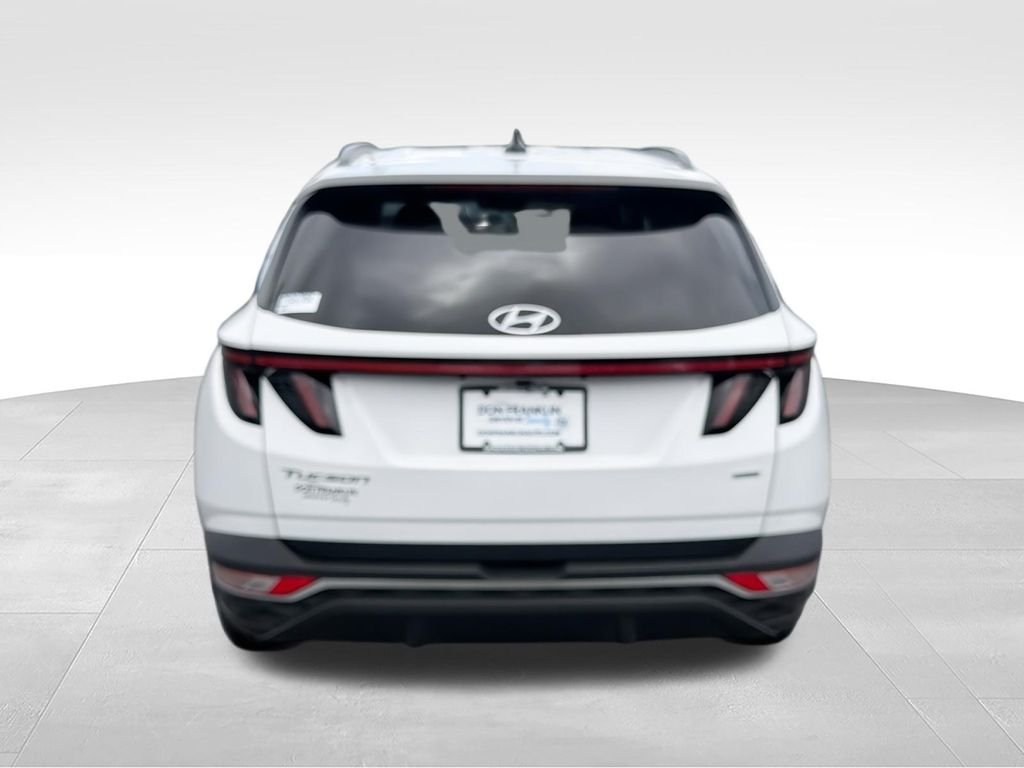 Used 2023 White Hyundai SEL image 7