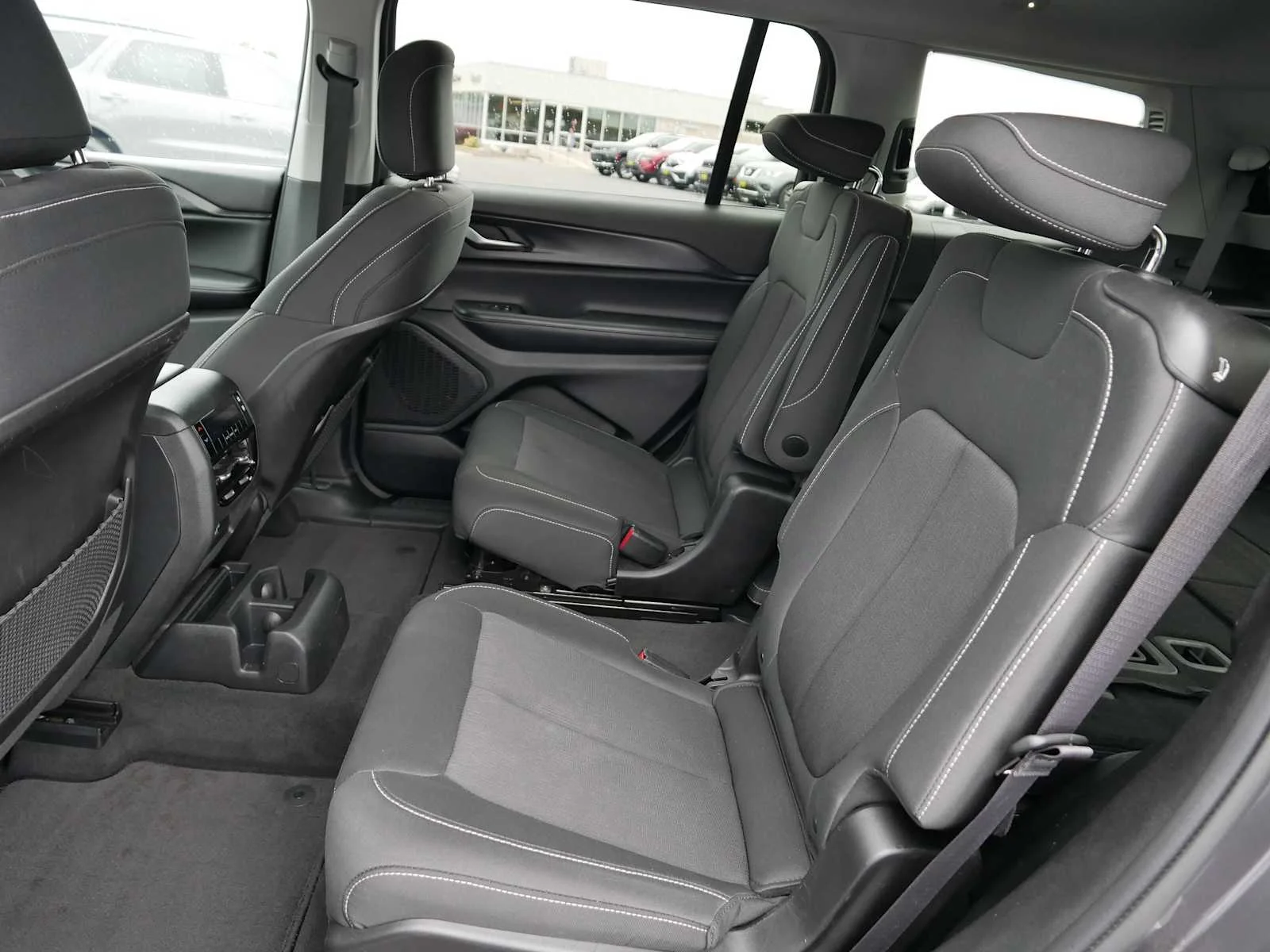 Used 2023 Baltic Gray Metallic Clearcoat Jeep Laredo image 15