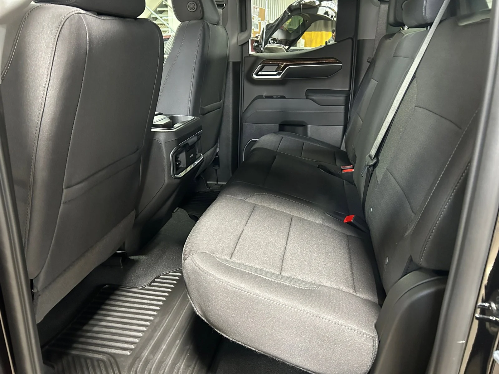 New 2026 Onyx Black GMC Elevation image 17