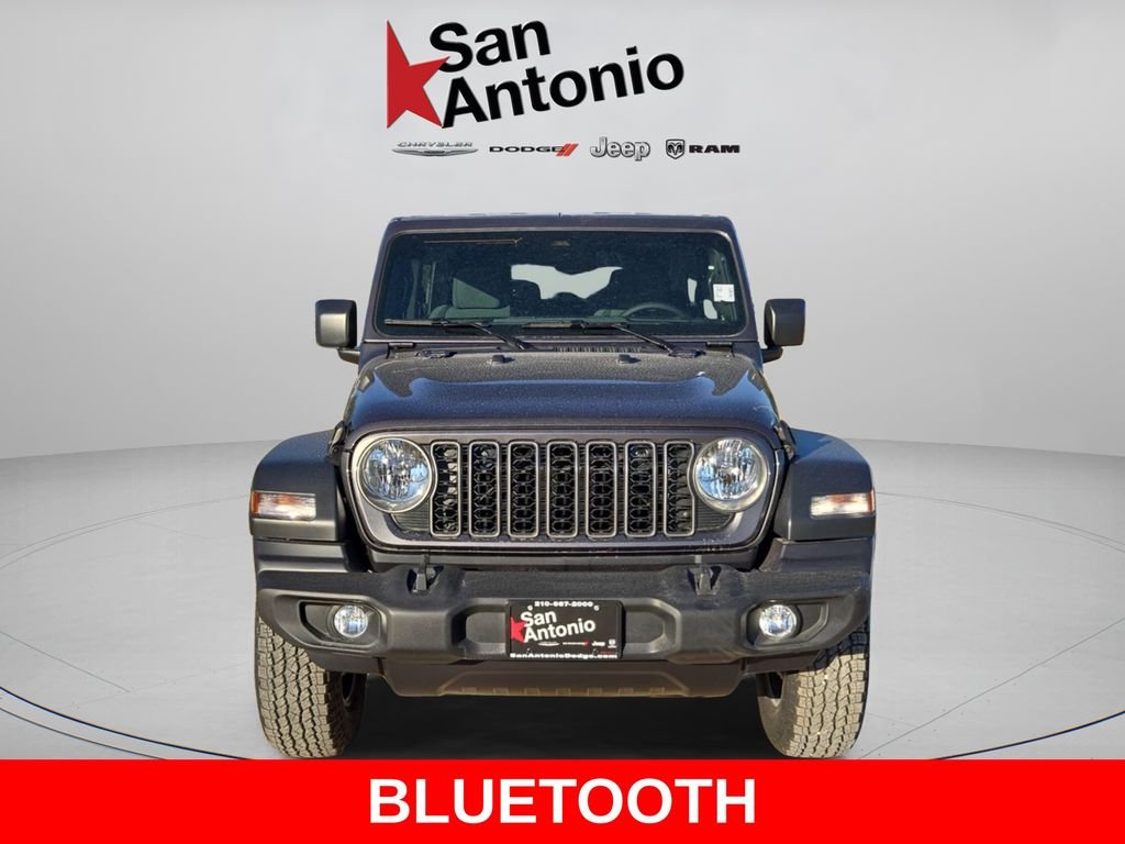 New 2026 Granite Crystal Metallic Clear-Coat Exterior Paint Jeep Sport S image 3