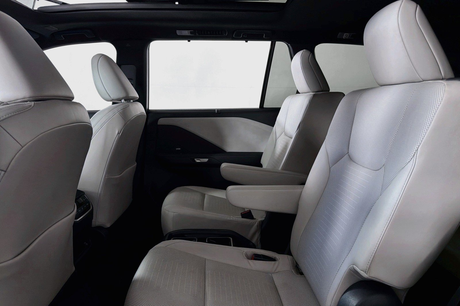 Used 2024 Caviar Lexus 350 image 8