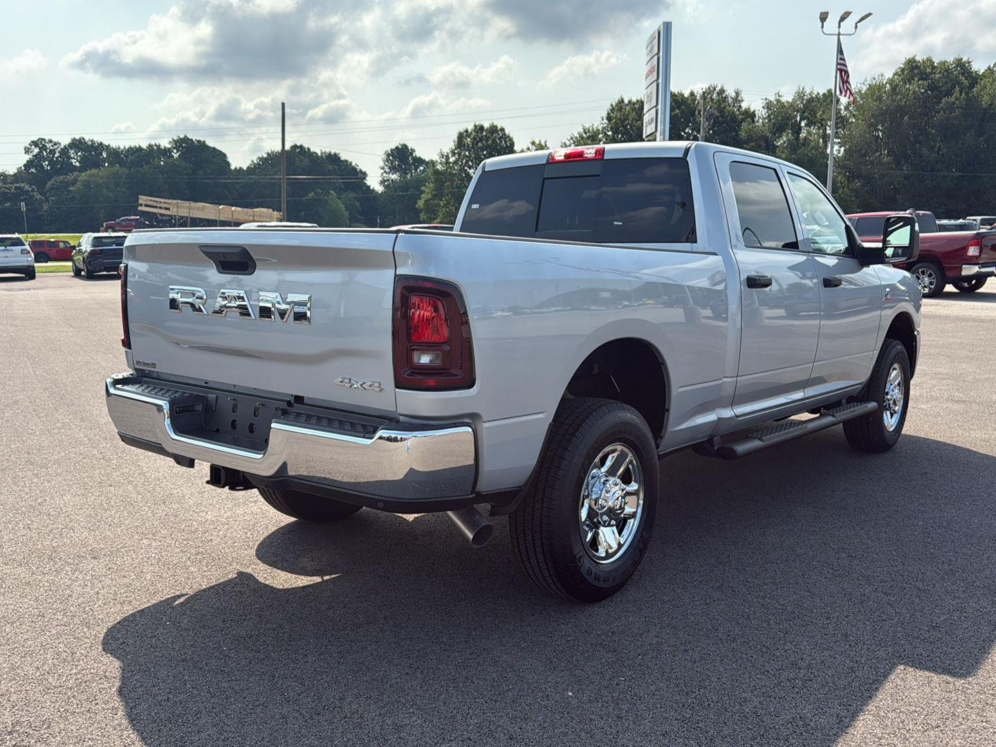2025 RAM 2500 Tradesman - Photo 18