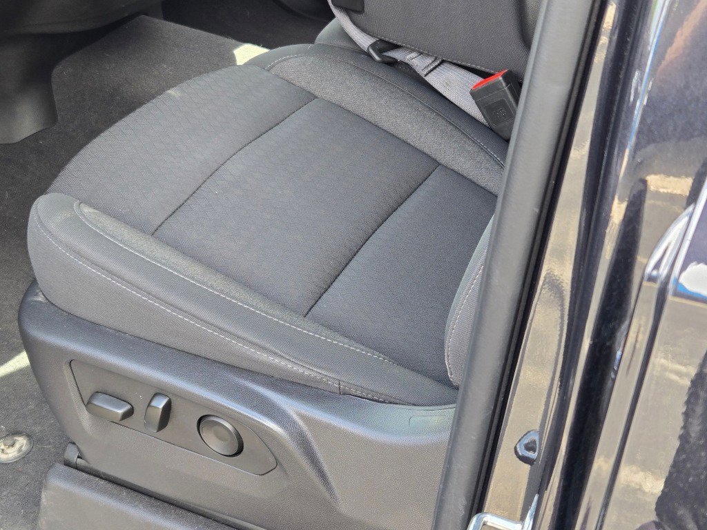 2024 Chevrolet Silverado 1500 LT - Photo 23