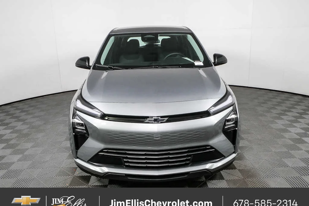 2027 Chevrolet Bolt LT - Photo 25