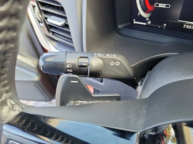 Used 2022 Orange Nissan Platinum image 26