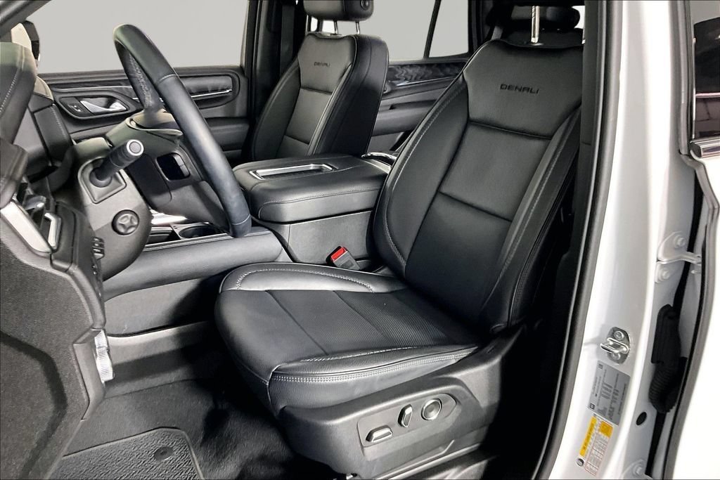 2024 GMC Yukon Denali - Photo 20