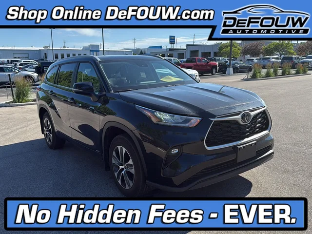 2025 Toyota Highlander Hybrid XLE