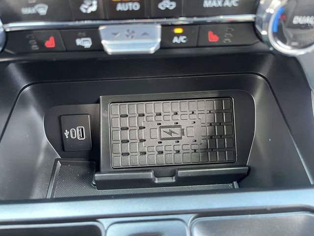 Certified Used 2025 Brown Ford XLT image 22