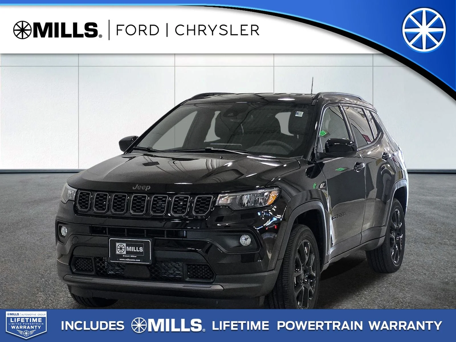 New 2026 Diamond Black Crystal Pearl-Coat Exterior Paint Jeep Latitude image 1