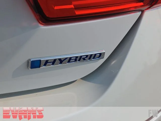 Used 2021 White Honda Base image 3