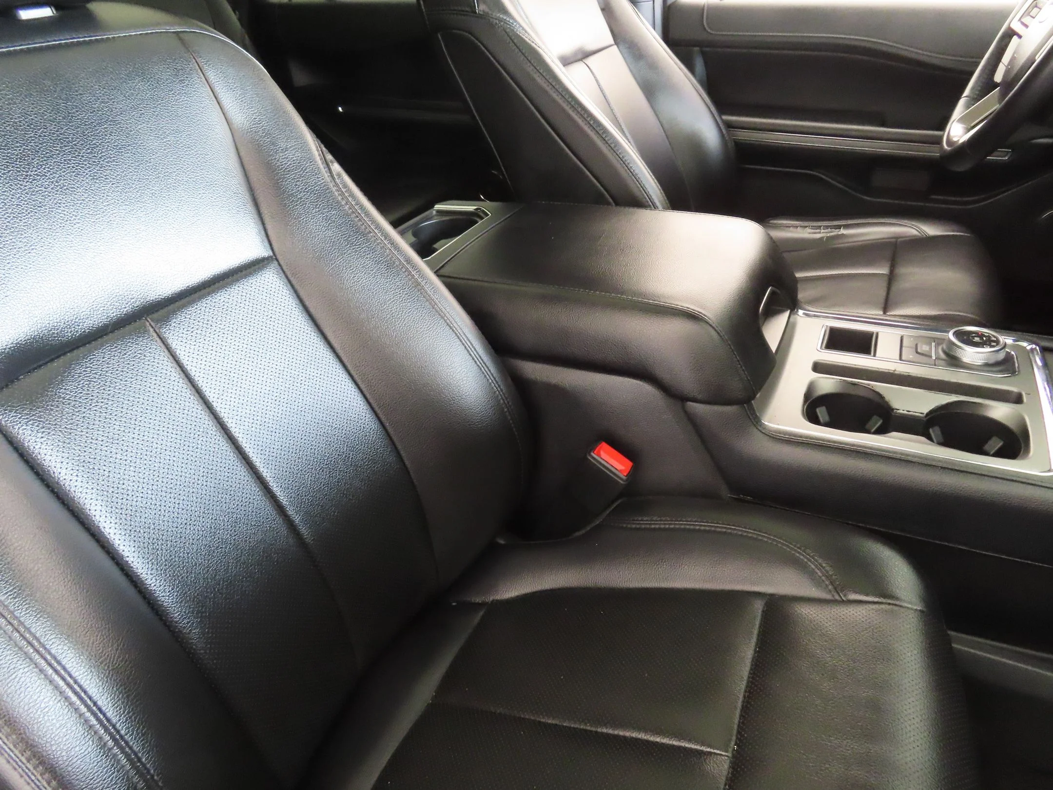 Used 2021 Gray Ford XLT image 29