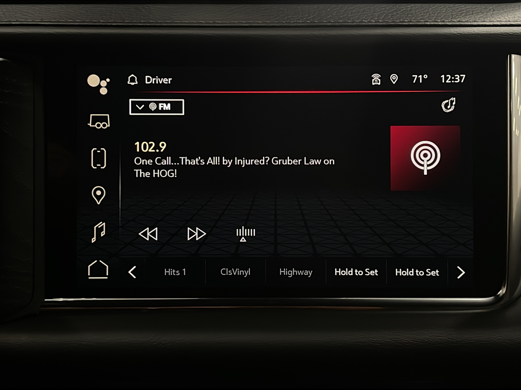 Used 2023 Silver GMC Denali image 15