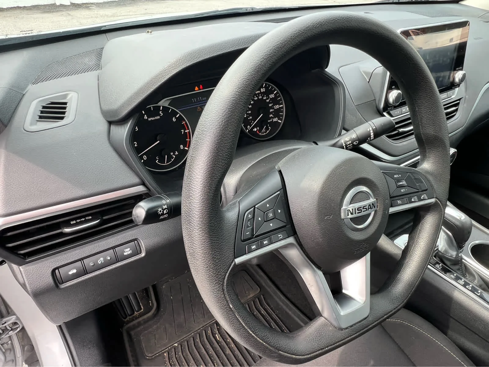 2022 Nissan Altima SV - Photo 10