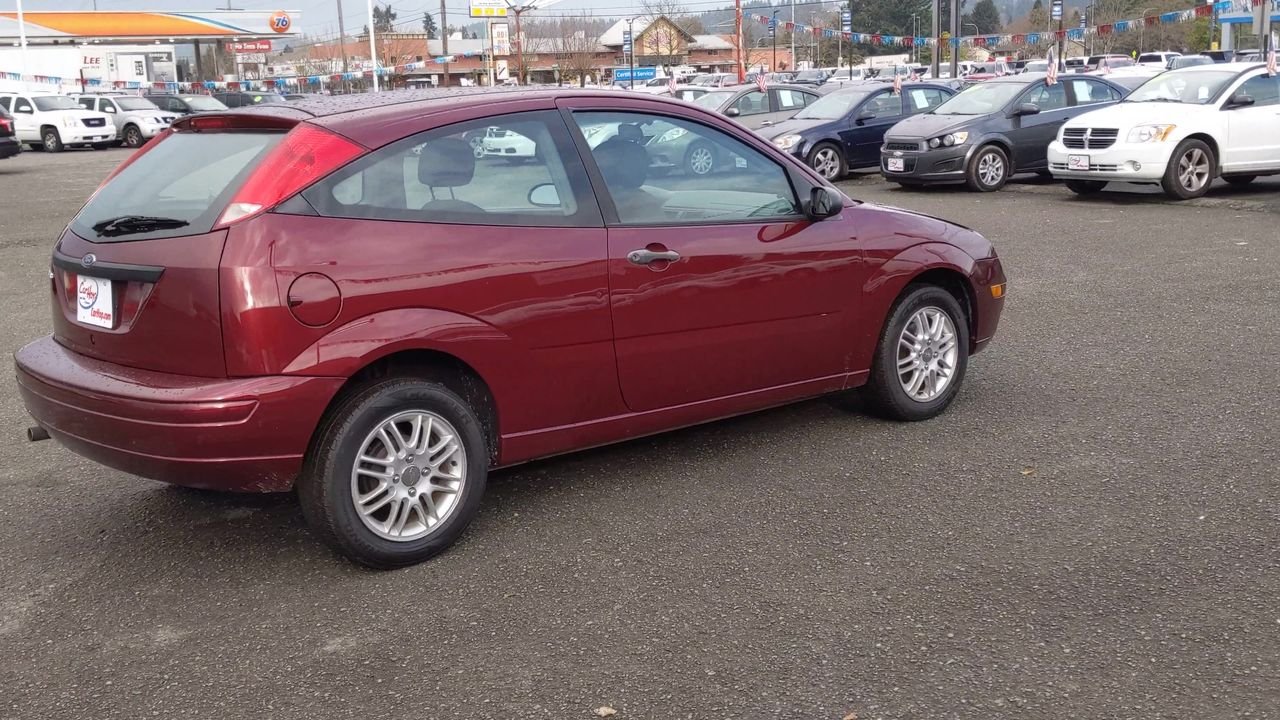 2007 Ford Focus S photo 2