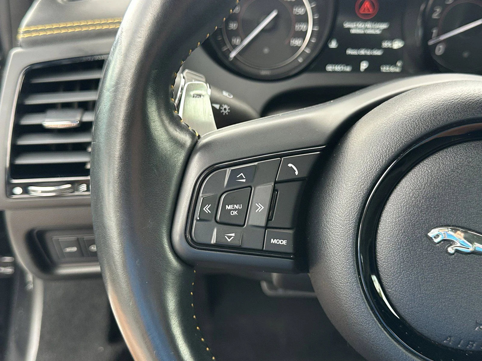 Used 2018 Black Jaguar 400 Sport image 23