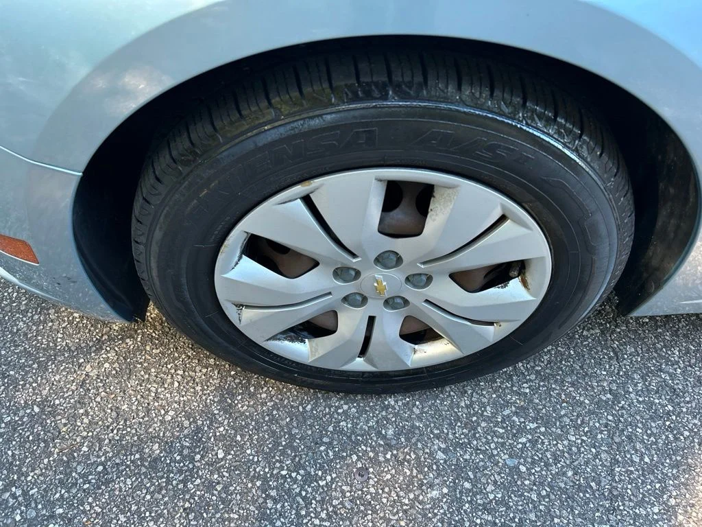 Used 2012 Blue Chevrolet LS image 11