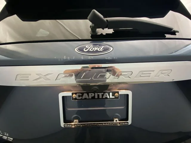 Used 2020 Blue Ford Limited image 23