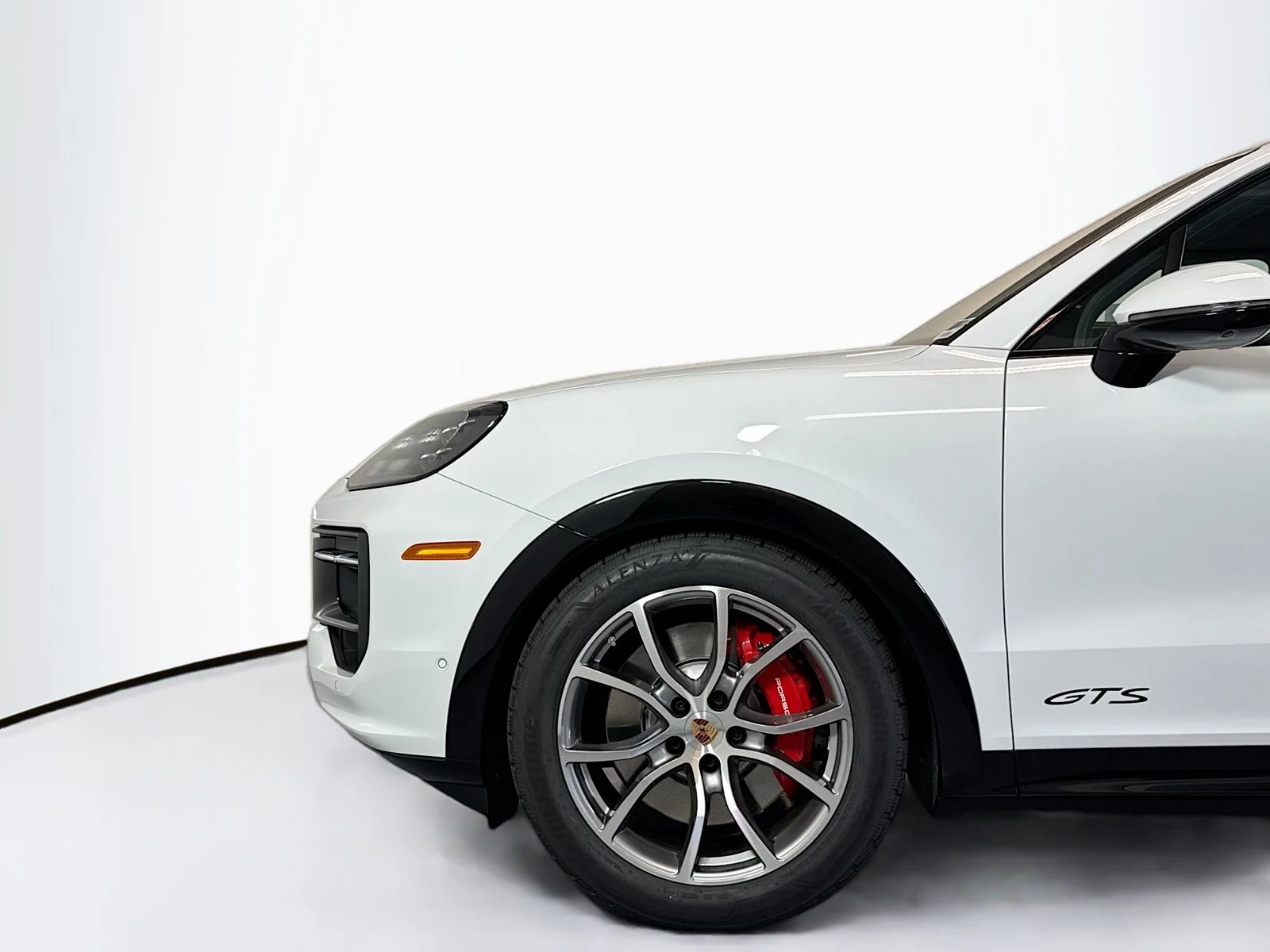 New 2026 Carrara White Metallic Porsche GTS image 28