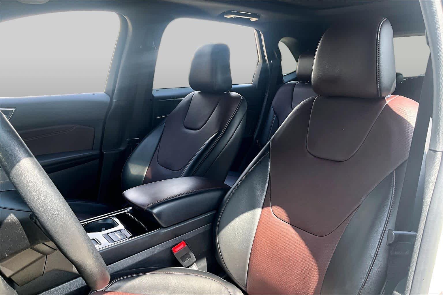 Used 2020 Star White Metallic Tri-Coat Ford Titanium image 8