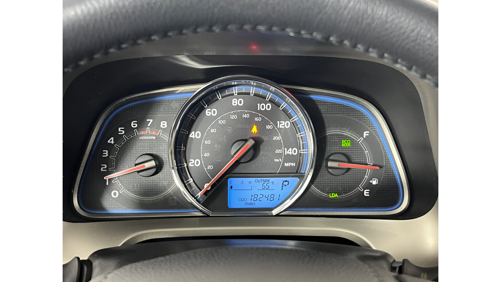 Used 2015 Black Toyota Limited image 18