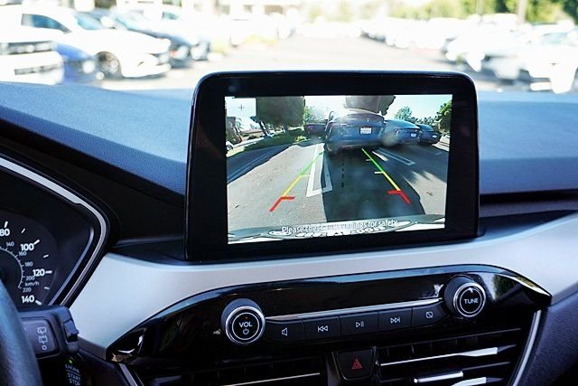 Used 2022 White Ford SE image 25