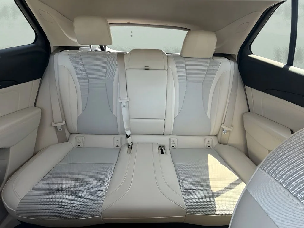 Used 2023 Gray Buick Preferred image 10