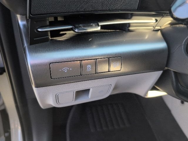 Used 2025 Gray Hyundai SEL image 21