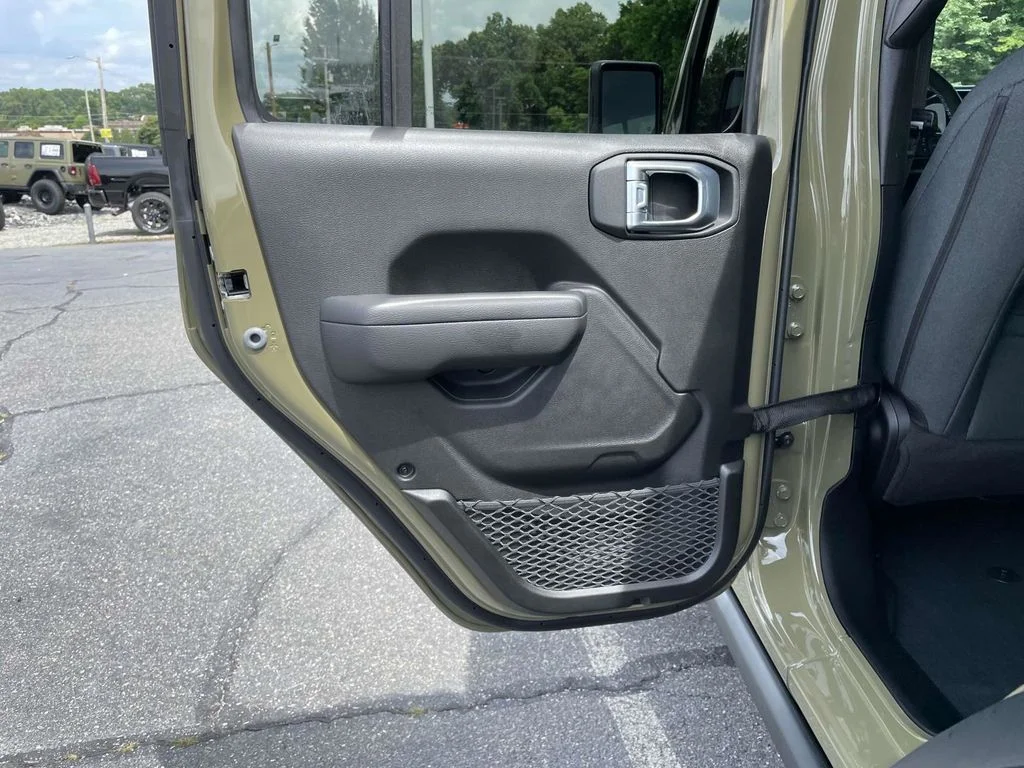 New 2025 41 Exterior Paint Jeep Willys Apex image 20