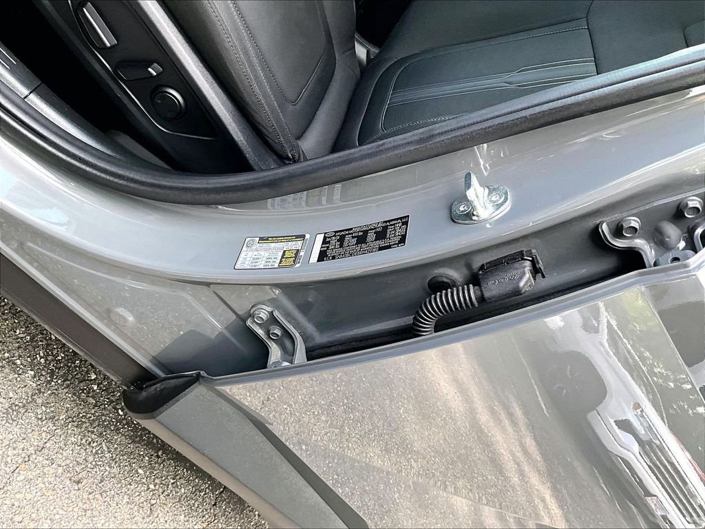 Used 2024 Gray Hyundai SEL image 31