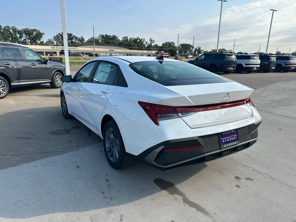 New 2026 Serenity White Hyundai Blue image 11