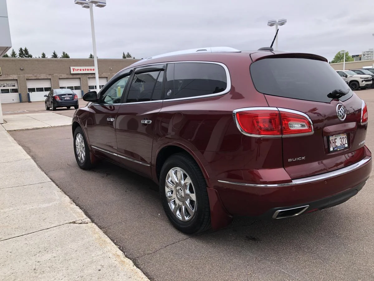 Used 2017 Red Buick AWD 4dr Premium image 5
