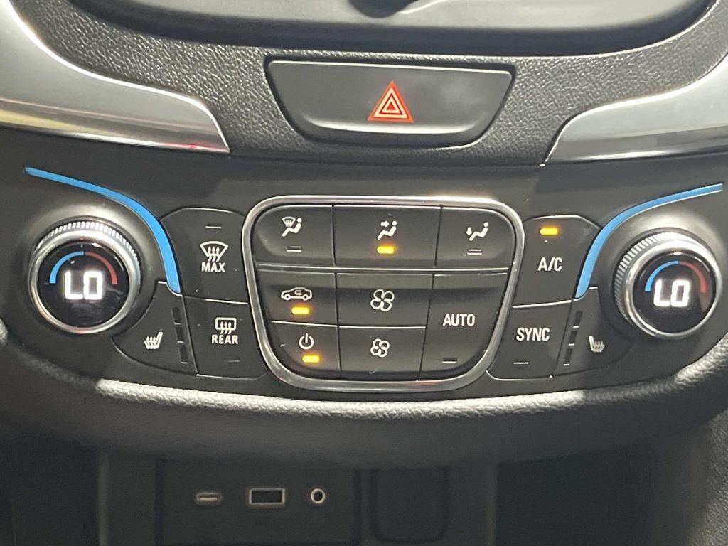 2021 Chevrolet Equinox LT - Photo 22