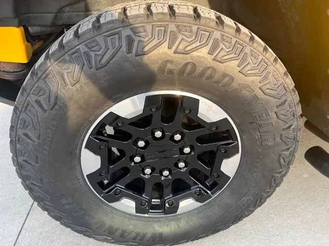 Used 2003 Yellow Hummer Base image 11