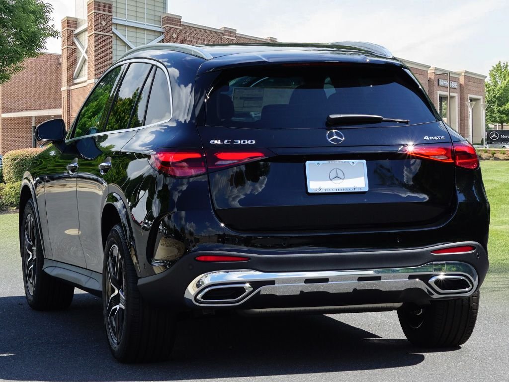 New 2026 Black Mercedes-Benz GLC 300 image 7