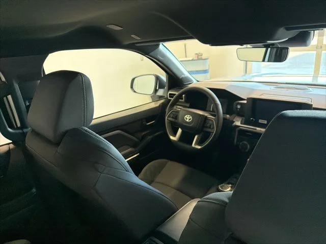 2026 Toyota Tacoma SR5 - Photo 24