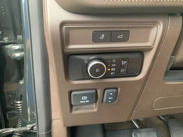 Used 2023 Green Ford King Ranch image 26