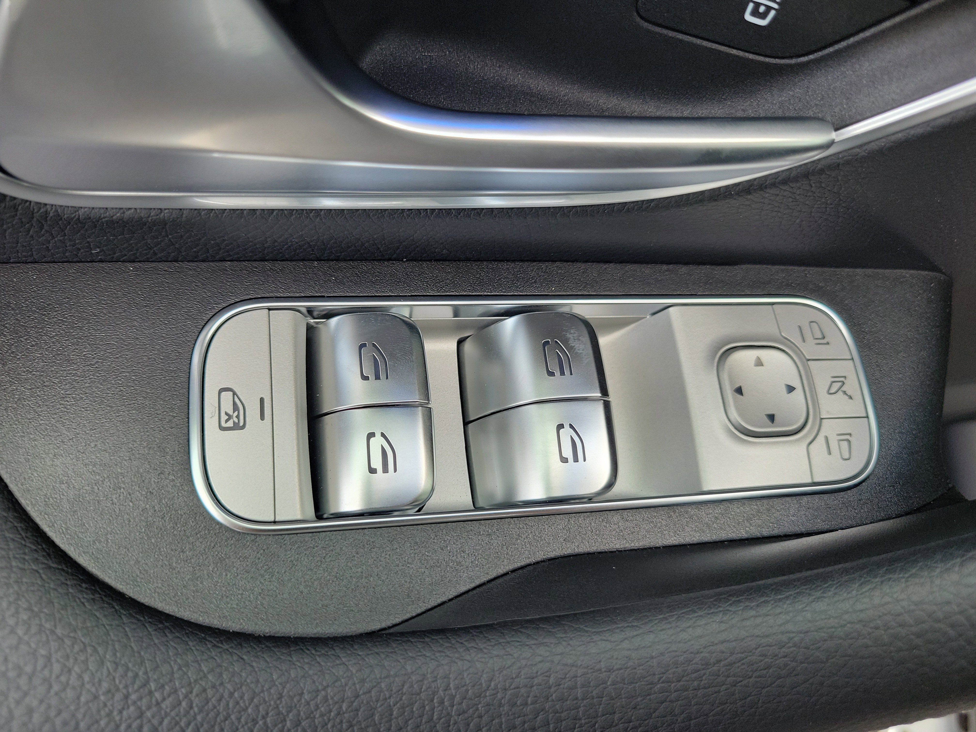 2026 Mercedes-Benz GLE GLE450 - Photo 52