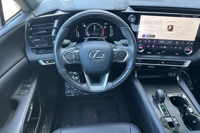 Used 2024 White Lexus 350 Premium Plus image 16